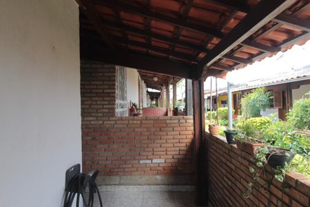 Casa de condomínio à venda com 96m², 2 quartos e sem vagaVaranda