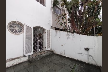 Casa à venda com 4 quartos, 251m² em Mirandópolis, São Paulo