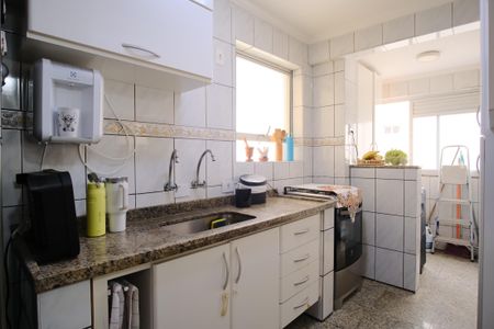 Apartamento à venda com 70m², 2 quartos e 1 vagaCozinha e Área de Serviço
