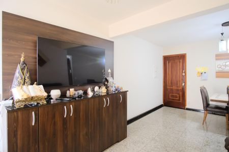 Apartamento à venda com 70m², 2 quartos e 1 vagaSala