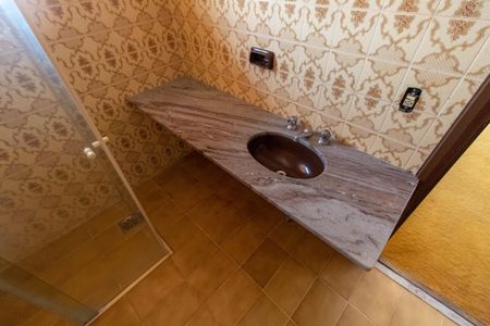 Casa à venda com 300m², 3 quartos e 4 vagasBANHEIRO DA SUITE PISO SUPERIOR