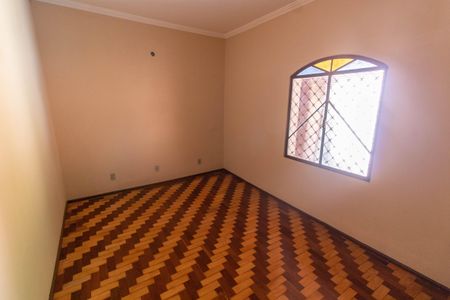 Casa à venda com 300m², 3 quartos e 4 vagasQUARTO 2