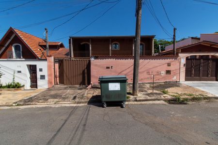 Casa à venda com 300m², 3 quartos e 4 vagasFACHADA