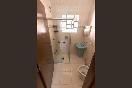 Casa à venda com 300m², 3 quartos e 4 vagasBANHEIRO SOCIAL TÉRREO