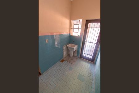 Casa à venda com 300m², 3 quartos e 4 vagasÁREA DE SERVIÇO