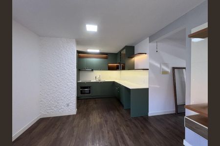 Cozinha  de casa de condomínio para alugar com 2 quartos, 60m² em Olaria, Canoas