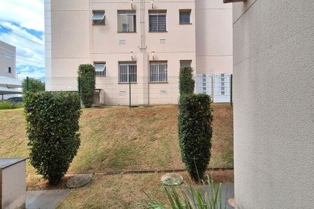 Apartamento para alugar com 50m², 2 quartos e 1 vaga Apartamento para alugar com 50m², 2 quartos e 1 vagaVista da Área de Serviço