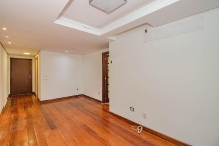 Sala de apartamento para alugar com 3 quartos, 92m² em São João, Porto Alegre