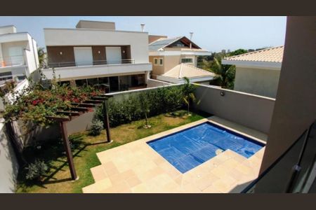 Casa de condomínio à venda com 340m², 4 quartos e 4 vagasFoto 02