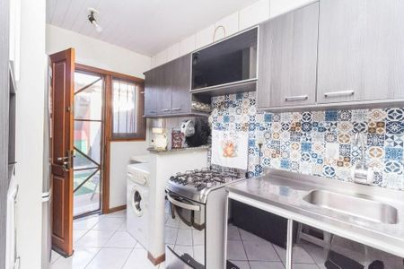 Cozinha  de casa à venda com 2 quartos, 54m² em Hípica, Porto Alegre