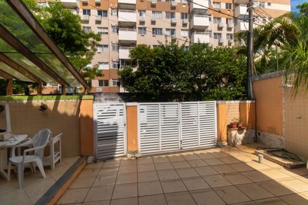 Casa de condomínio à venda com 190m², 3 quartos e 1 vagaVista da Sala