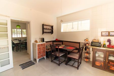 Casa de condomínio à venda com 190m², 3 quartos e 1 vagaCozinha