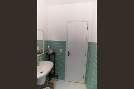 Casa de condomínio à venda com 190m², 3 quartos e 1 vagaBanheiro da Suíte 1