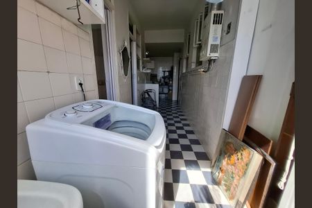 Apartamento à venda com 110m², 3 quartos e 1 vaga Apartamento à venda com 110m², 3 quartos e 1 vagaÁrea de serviço