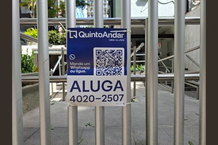 Apartamento à venda com 110m², 3 quartos e 1 vaga Apartamento à venda com 110m², 3 quartos e 1 vagaPlaca