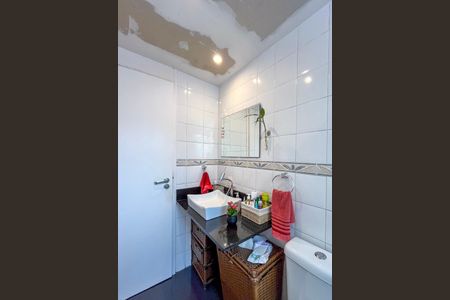 Apartamento à venda com 62m², 2 quartos e 1 vaga Apartamento à venda com 62m², 2 quartos e 1 vagaBanheiro