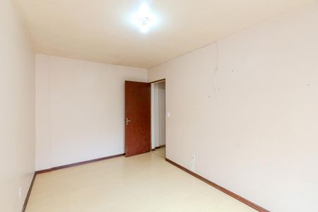 Quarto 1 de apartamento para alugar com 2 quartos, 60m² em Santa Tereza, Porto Alegre