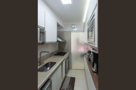 Apartamento à venda com 110m², 4 quartos e 2 vagasCozinha