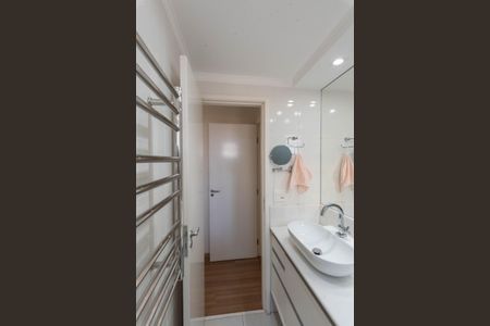 Apartamento à venda com 110m², 4 quartos e 2 vagasBanheiro da Suíte 1