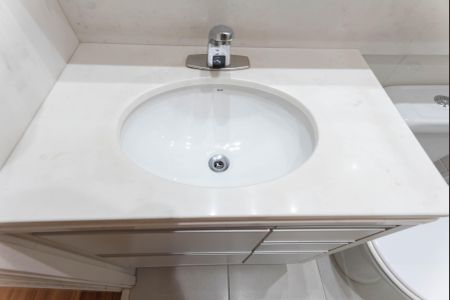 Apartamento à venda com 110m², 4 quartos e 2 vagasBanheiro da Suíte 3