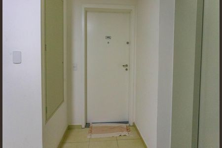 Apartamento para alugar com 43m², 2 quartos e 1 vaga Apartamento para alugar com 43m², 2 quartos e 1 vagaEntrada