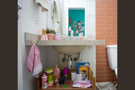 Apartamento à venda com 65m², 2 quartos e 1 vagaBaheiro Social