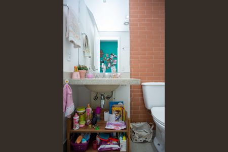 Apartamento à venda com 65m², 2 quartos e 1 vagaBaheiro Social