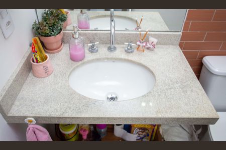 Apartamento à venda com 65m², 2 quartos e 1 vagaBaheiro Social