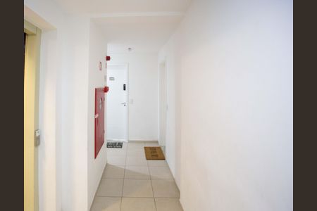 Apartamento à venda com 65m², 2 quartos e 1 vagaHall de entrada