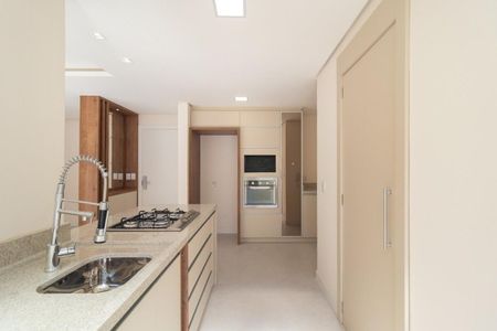 Cozinha  de apartamento para alugar com 3 quartos, 106m² em Menino Deus, Porto Alegre