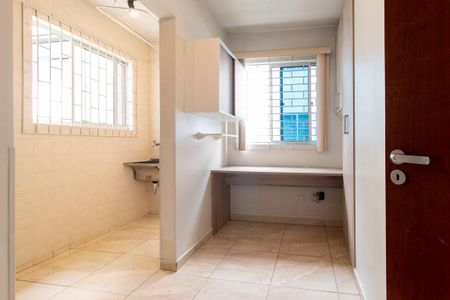 Apartamento para alugar com 53m², 2 quartos e 1 vagaEscritório