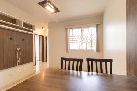 Sala de apartamento para alugar com 2 quartos, 53m² em Capão Raso, Curitiba