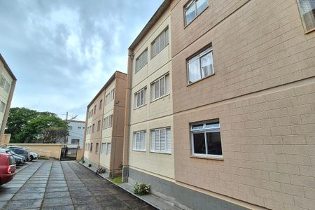 Apartamento à venda com 68m², 2 quartos e 1 vaga Apartamento à venda com 68m², 2 quartos e 1 vagaFachada do bloco