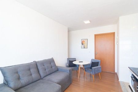 Sala  de apartamento para alugar com 2 quartos, 40m² em Camaquã, Porto Alegre