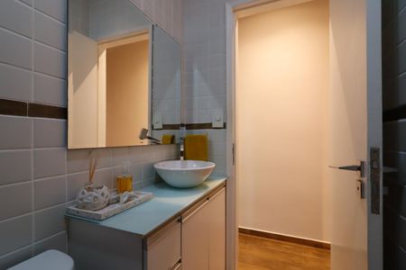 Casa de condomínio à venda com 107m², 3 quartos e 1 vagaBanheiro