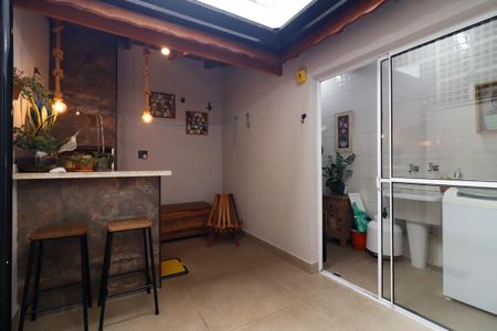 Casa de condomínio à venda com 107m², 3 quartos e 1 vagaEspaço Gourmet