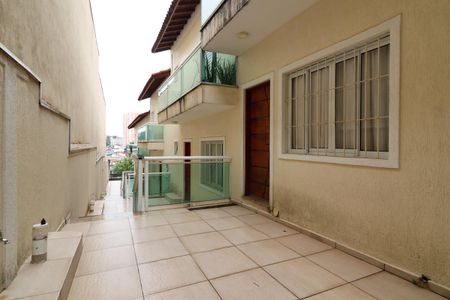 Casa de condomínio à venda com 107m², 3 quartos e 1 vagaÁrea externa