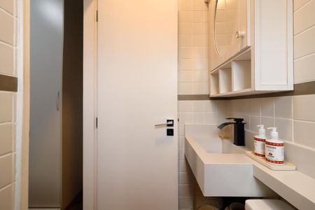 Casa de condomínio à venda com 107m², 3 quartos e 1 vagaBanheiro da Suíte