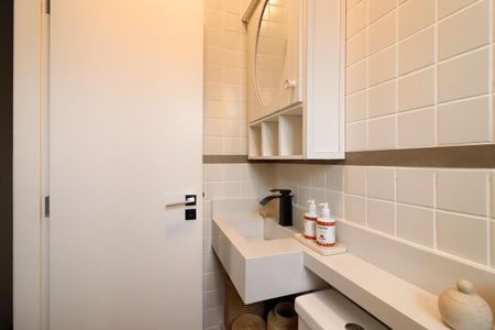 Casa de condomínio à venda com 107m², 3 quartos e 1 vagaBanheiro da Suíte