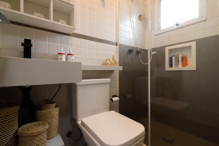 Casa de condomínio à venda com 107m², 3 quartos e 1 vagaBanheiro da Suíte