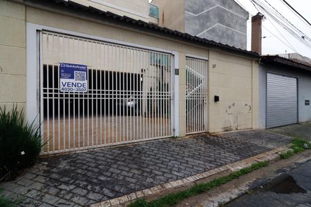Casa de condomínio à venda com 107m², 3 quartos e 1 vagaFachada