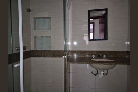 Apartamento à venda com 190m², 4 quartos e 2 vagas Apartamento à venda com 190m², 4 quartos e 2 vagasBanheiro