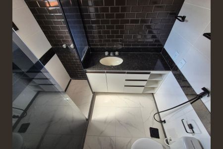 Apartamento à venda com 190m², 4 quartos e 2 vagas Apartamento à venda com 190m², 4 quartos e 2 vagasSuíte