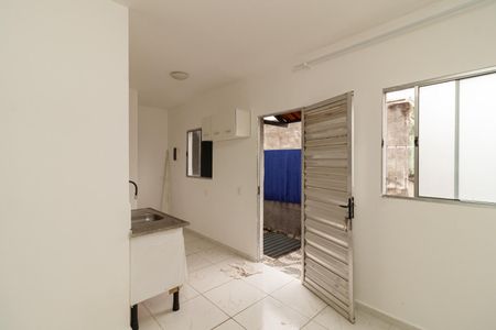 Apartamento para alugar com 59m², 2 quartos e sem vaga Apartamento para alugar com 59m², 2 quartos e sem vagaCozinha e Área de Serviço