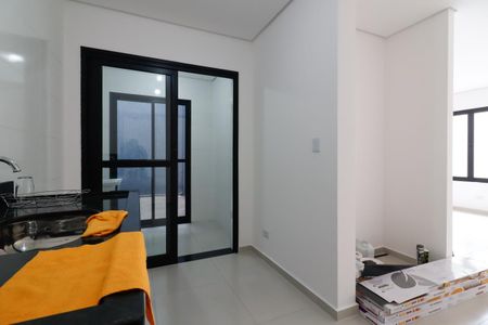 Casa de condomínio à venda com 160m², 3 quartos e 2 vagasCozinha e Área de Serviço
