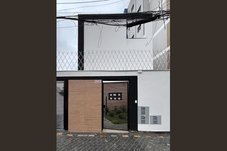 Casa de condomínio à venda com 160m², 3 quartos e 2 vagasFachada