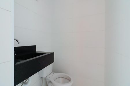 Casa de condomínio à venda com 160m², 3 quartos e 2 vagasLavabo