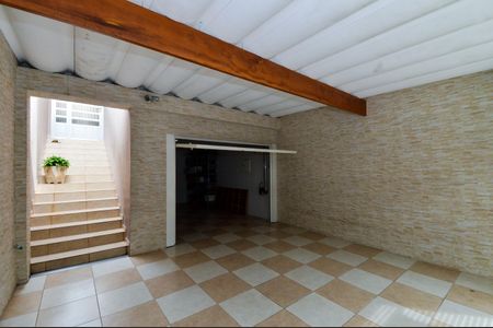 Casa à venda com 160m², 2 quartos e 3 vagasGaragem