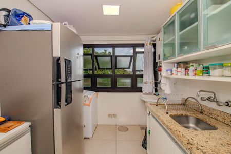 Apartamento à venda com 66m², 2 quartos e 1 vagaCozinha e Área de Serviço