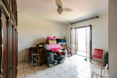 Casa à venda com 120m², 3 quartos e 2 vagasQuarto 3 - Suíte